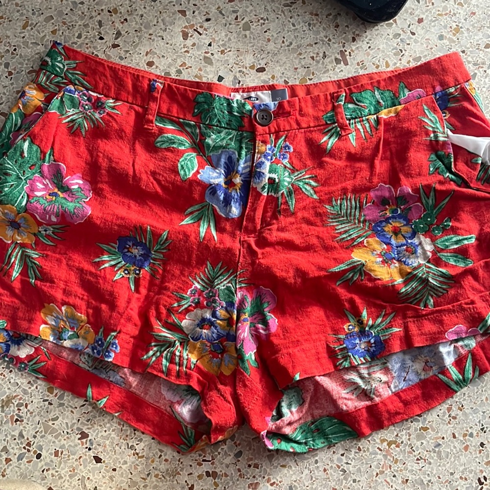 Old Navy floral shorts